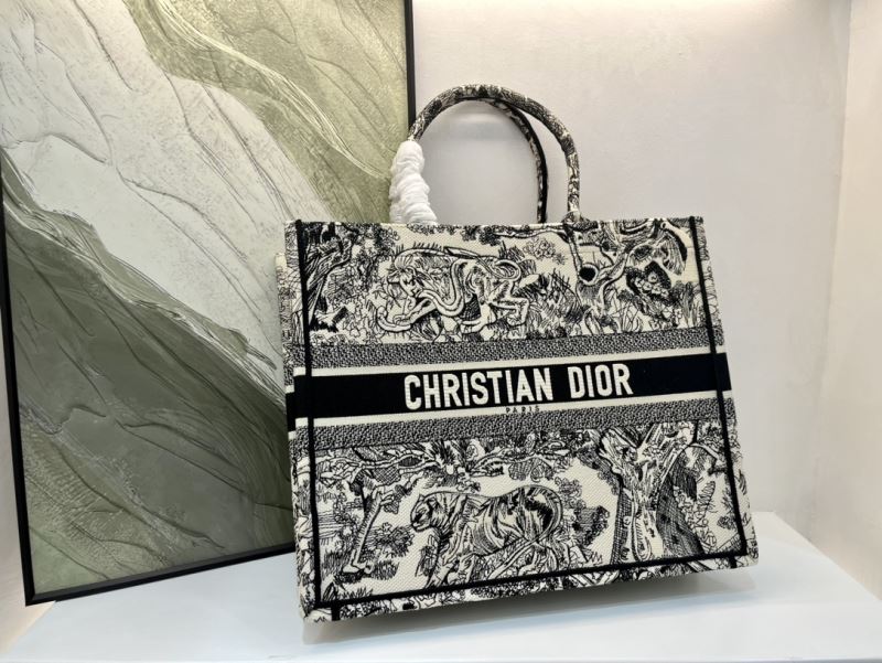 Christian Dior Shopping Bags